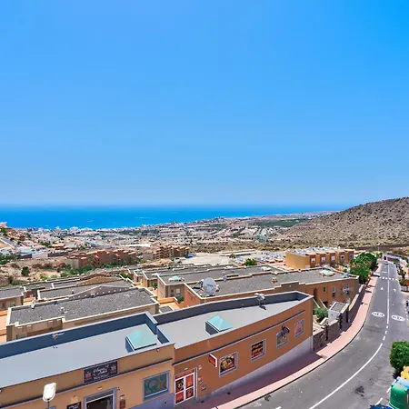 Апартаменты Panoramic View Адехе