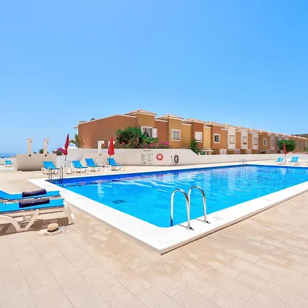 Апартаменты Panoramic View Адехе