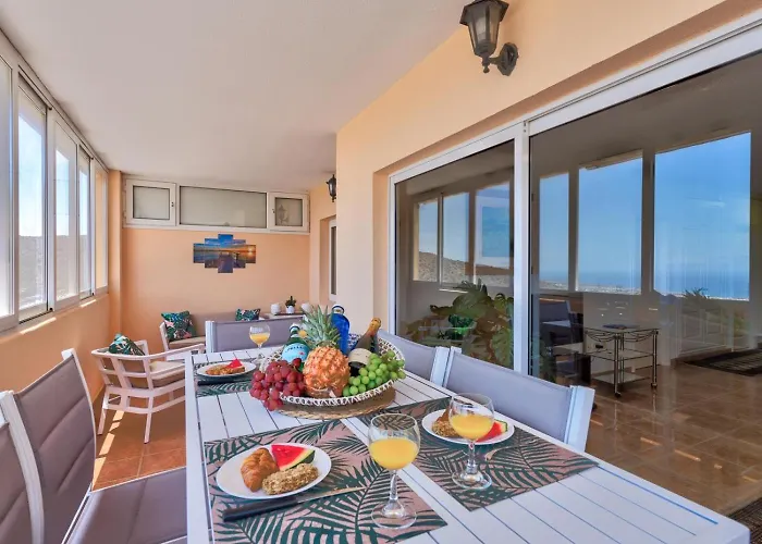 Panoramic View Апартаменти Адехе