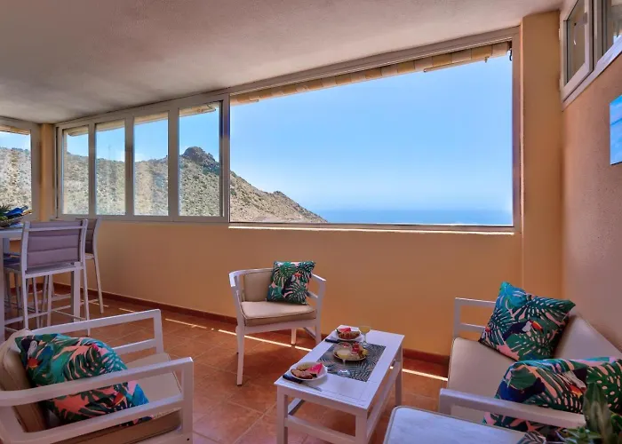 Panoramic View Апартаменти Адехе